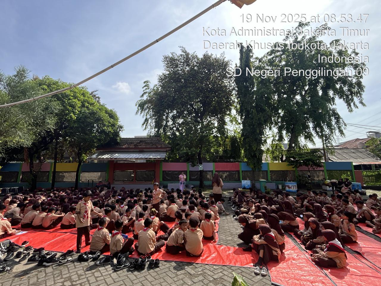 Wisata LiterAsyik Ke SDN Penggilingan 09